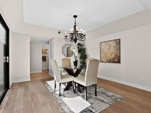 26 Claret 40, Irvine CA 92614