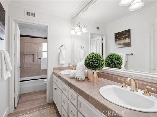 10302 Broadview Place, Tustin CA 92705