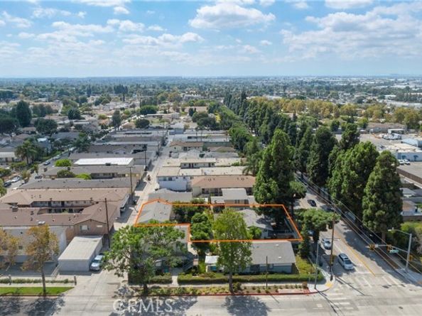 7606 Pickering Avenue, Whittier CA 90602