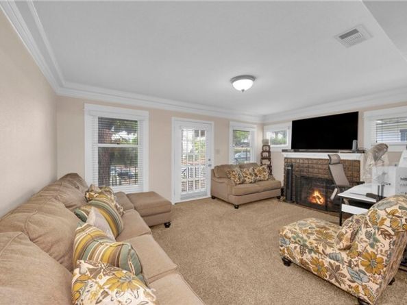 7606 Pickering Avenue, Whittier CA 90602