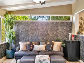 14921 Leadwell Street, Van Nuys (los Angeles) CA 91405
