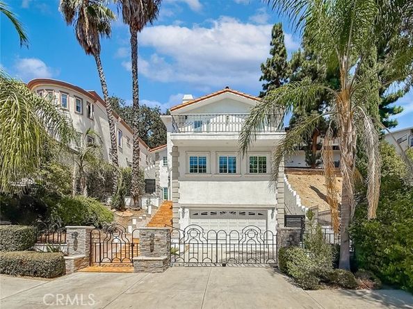 21047 Dumetz Road, Woodland Hills (los Angeles) CA 91364