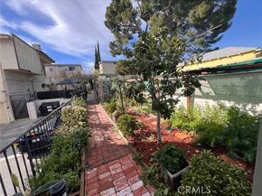 13243 Vanowen 2, North Hollywood (los Angeles) CA 91605