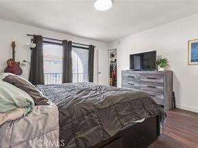 13243 Vanowen 2, North Hollywood (los Angeles) CA 91605