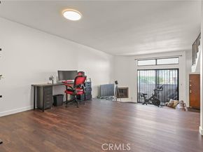 13243 Vanowen 2, North Hollywood (los Angeles) CA 91605