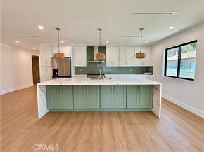 22130 Gault Street, Canoga Park (los Angeles) CA 91303