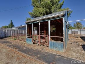 16326 Nordhoff Street, North Hills (los Angeles) CA 91343