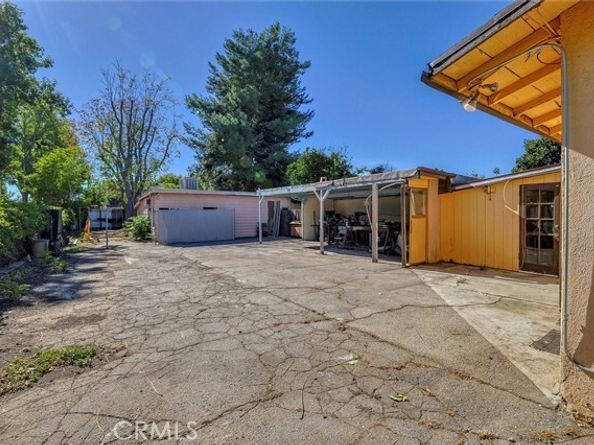 16326 Nordhoff Street, North Hills (los Angeles) CA 91343