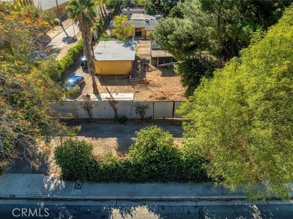 16326 Nordhoff Street, North Hills (los Angeles) CA 91343