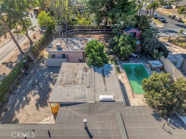 16326 Nordhoff Street, North Hills (los Angeles) CA 91343