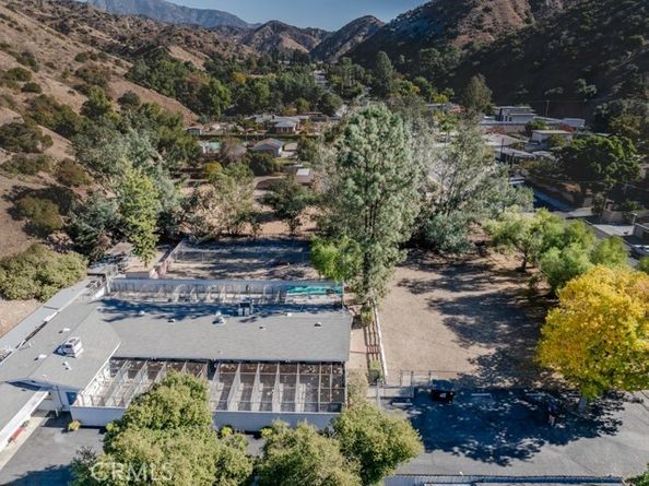 9515 La Tuna Canyon Road, Sun Valley (los Angeles) CA 91352