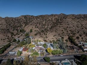 9515 La Tuna Canyon Road, Sun Valley (los Angeles) CA 91352