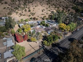 9515 La Tuna Canyon Road, Sun Valley (los Angeles) CA 91352