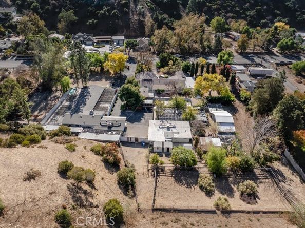 9515 La Tuna Canyon Road, Sun Valley (los Angeles) CA 91352