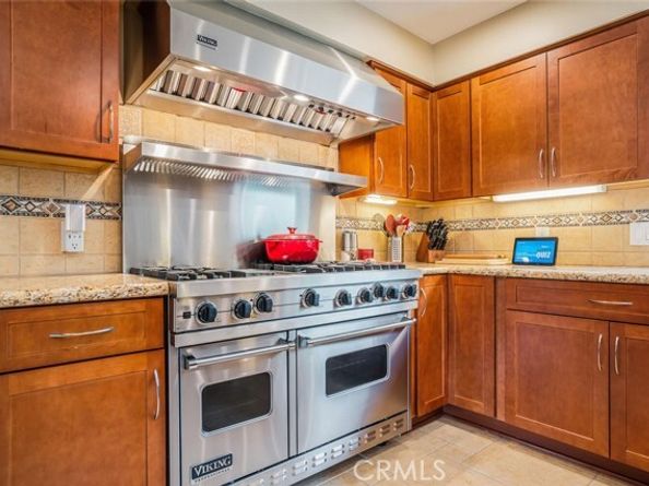 12843 Sarah Street, Studio City (los Angeles) CA 91604