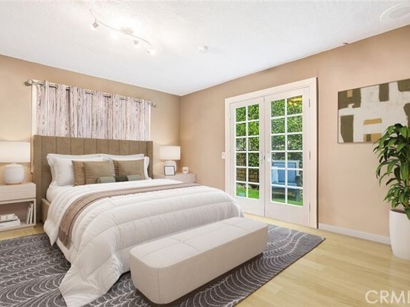 12843 Sarah Street, Studio City (los Angeles) CA 91604