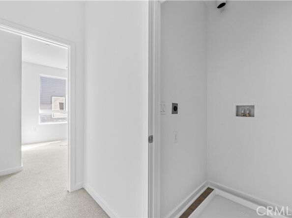 9423 N Sepulveda Blvd. 3, North Hills (los Angeles) CA 91343