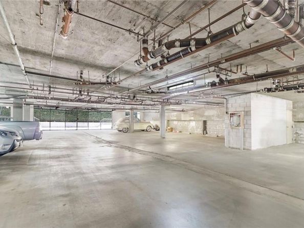 10234 Variel Avenue 12, Chatsworth (los Angeles) CA 91311