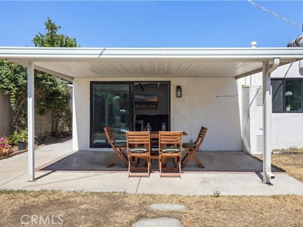6535 Mary Ellen Avenue, Los Angeles CA 91401