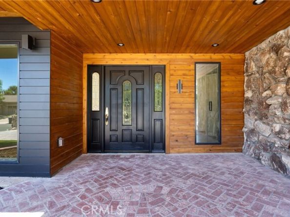 16417 Knollwood Drive, Granada Hills (los Angeles) CA 91344