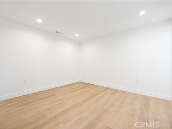 16417 Knollwood Drive, Granada Hills (los Angeles) CA 91344