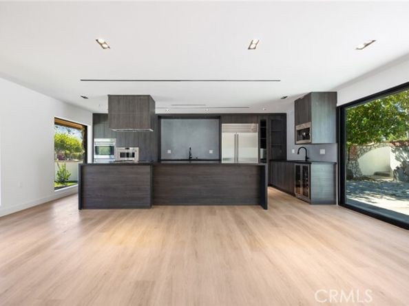 16417 Knollwood Drive, Granada Hills (los Angeles) CA 91344