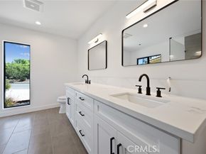 16417 Knollwood Drive, Granada Hills (los Angeles) CA 91344