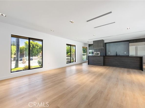 16417 Knollwood Drive, Granada Hills (los Angeles) CA 91344