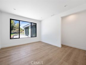 16417 Knollwood Drive, Granada Hills (los Angeles) CA 91344