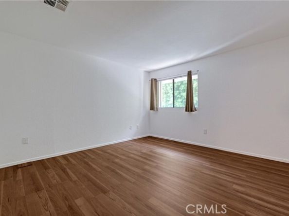 10229 Variel Avenue 16, Chatsworth (los Angeles) CA 91311