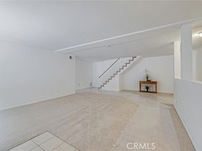 10229 Variel Avenue 16, Chatsworth (los Angeles) CA 91311