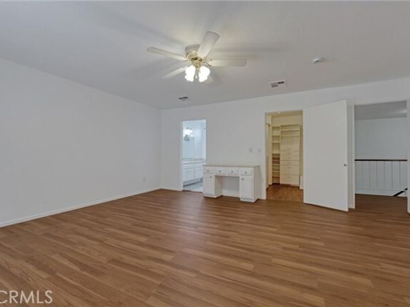 10229 Variel Avenue 16, Chatsworth (los Angeles) CA 91311
