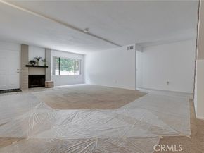 10229 Variel Avenue 16, Chatsworth (los Angeles) CA 91311