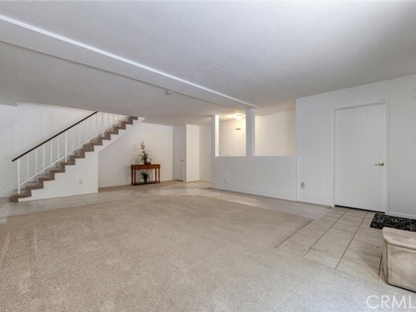 10229 Variel Avenue 16, Chatsworth (los Angeles) CA 91311