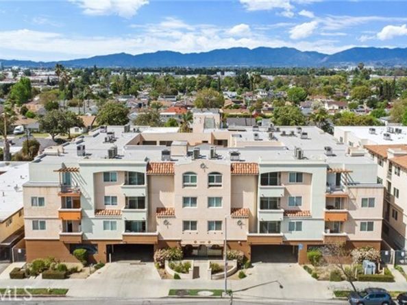 13951 Sherman Way 301, Van Nuys (los Angeles) CA 91405