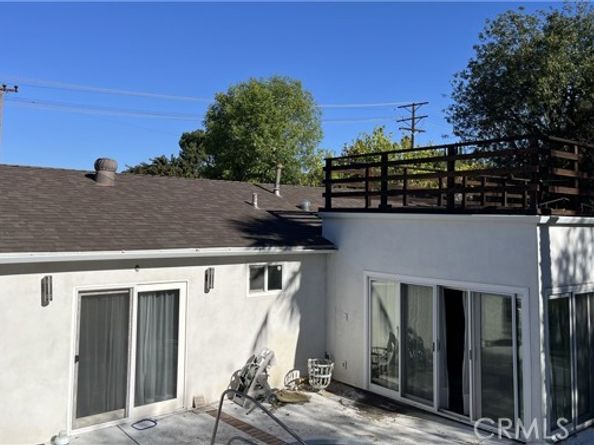 20800 Clark Street, Woodland Hills (los Angeles) CA 91367