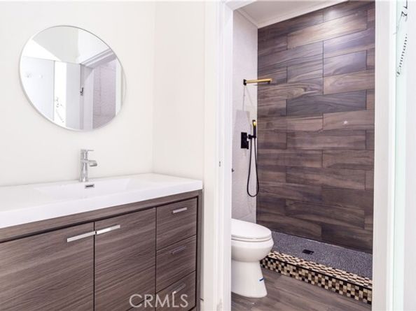 13331 Moorpark Street 319, Sherman Oaks CA 91423