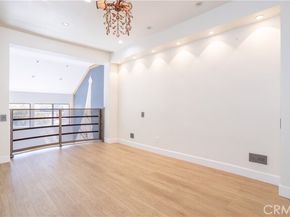 13331 Moorpark Street 319, Sherman Oaks CA 91423