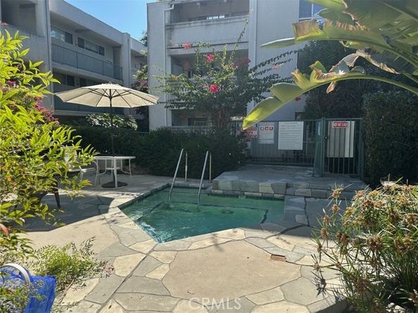 20134 Leadwell St 306, Winnetka (los Angeles) CA 91306