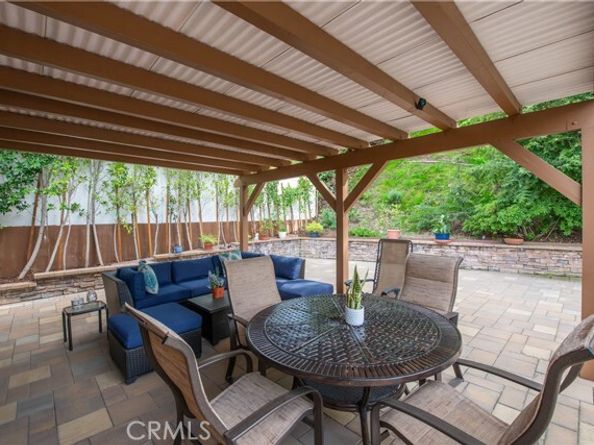 16534 Bosque Drive, Encino (los Angeles) CA 91436