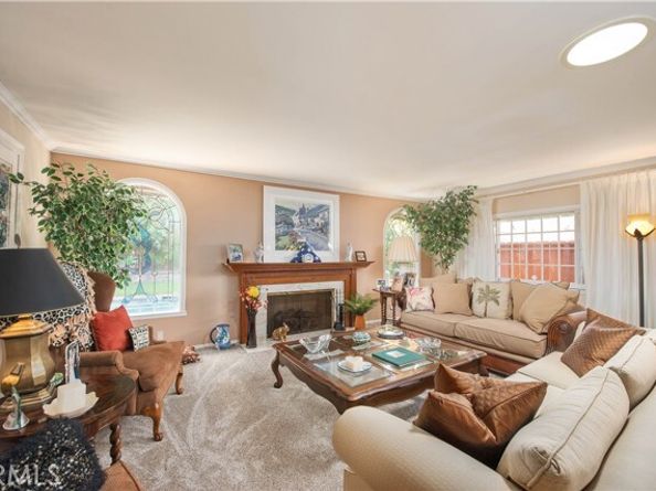 16534 Bosque Drive, Encino (los Angeles) CA 91436