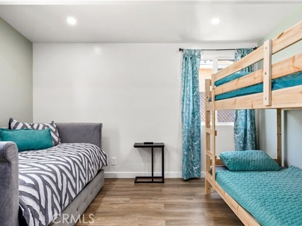 6535 Mary Ellen Avenue, Los Angeles CA 91401
