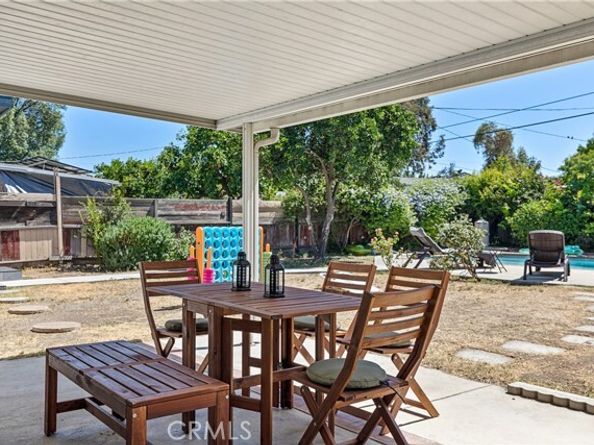 6535 Mary Ellen Avenue, Los Angeles CA 91401