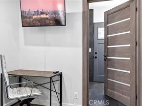 6535 Mary Ellen Avenue, Los Angeles CA 91401