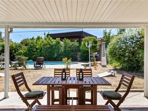 6535 Mary Ellen Avenue, Los Angeles CA 91401