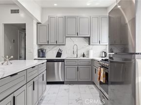 6535 Mary Ellen Avenue, Los Angeles CA 91401