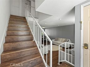 21720 Hart 9, Canoga Park (los Angeles) CA 91303