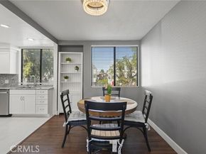 21720 Hart 9, Canoga Park (los Angeles) CA 91303