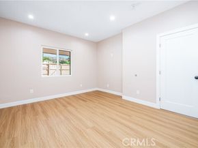 10824 Foothill Boulevard, Sylmar (los Angeles) CA 91342