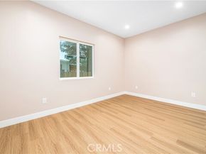 10824 Foothill Boulevard, Sylmar (los Angeles) CA 91342
